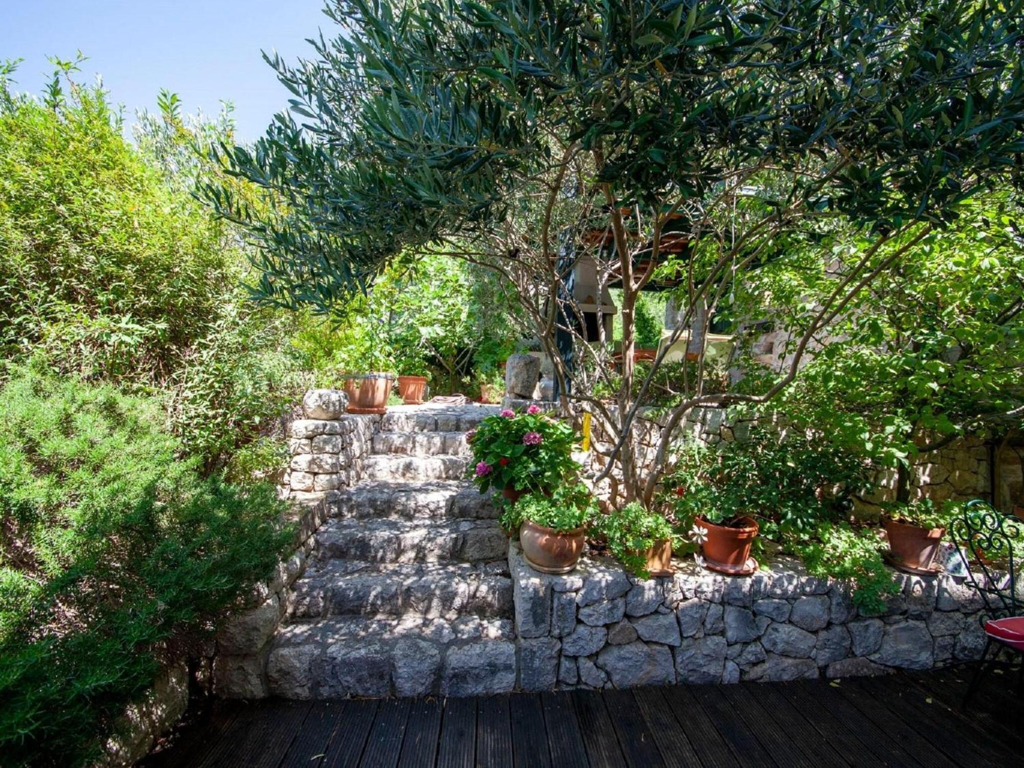 Luxurious Holiday Home In Makarska With Jacuzzi المظهر الخارجي الصورة